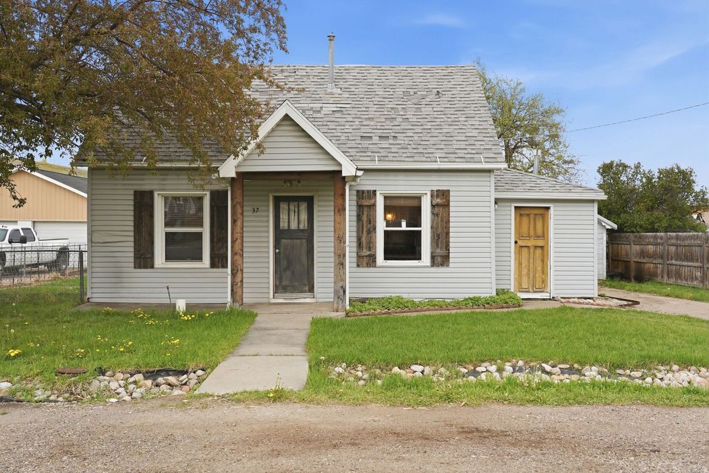 Photo of 37 W 150 S, Coalville, UT 84017 (MLS # 2155569)