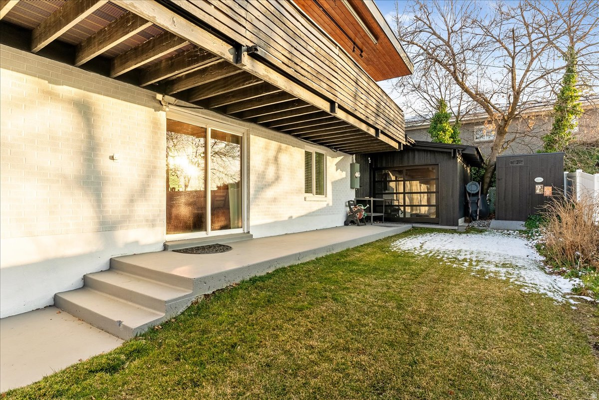 MT OLYMPUS HILLS - Residential