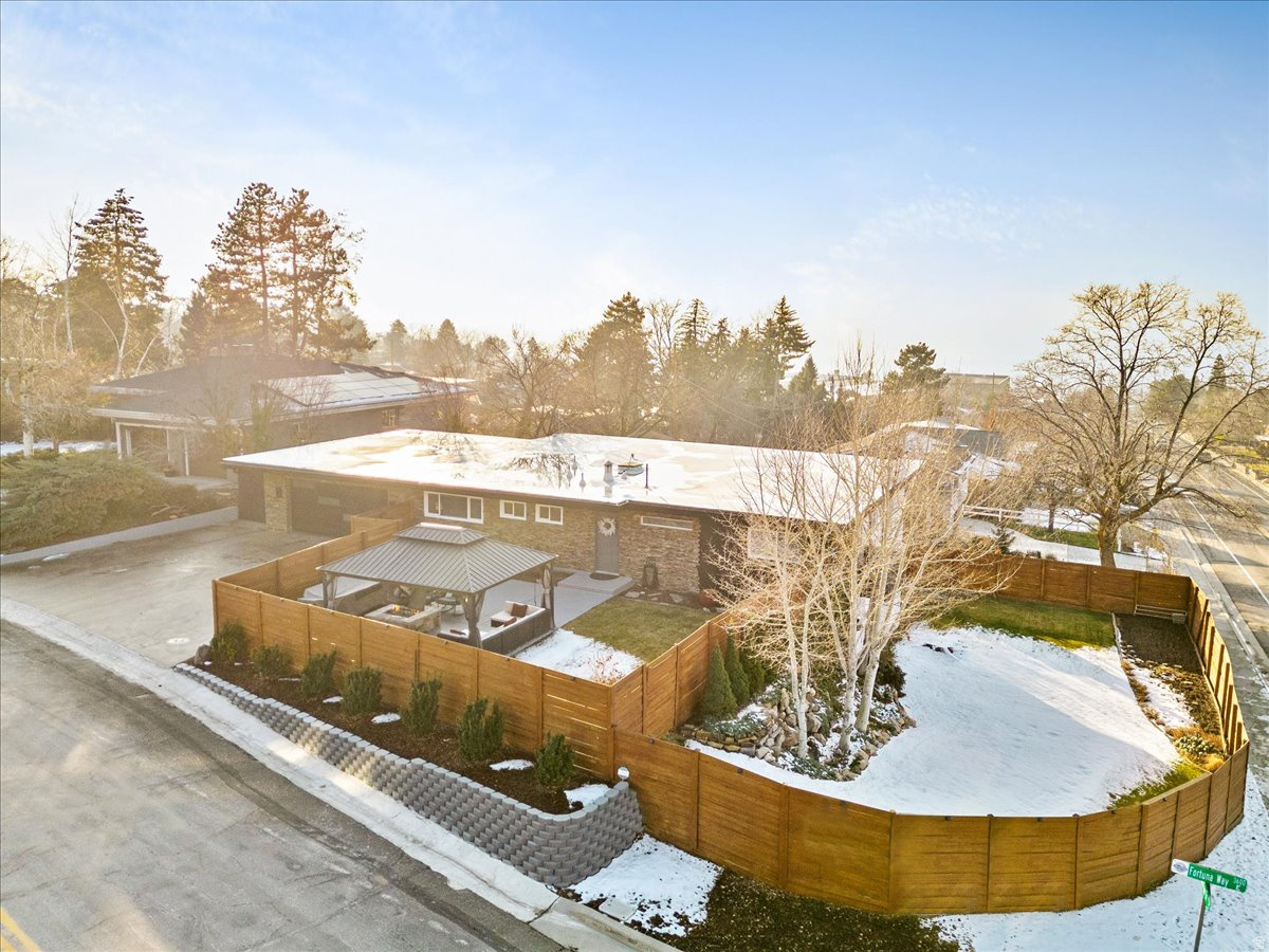 MT OLYMPUS HILLS - Residential