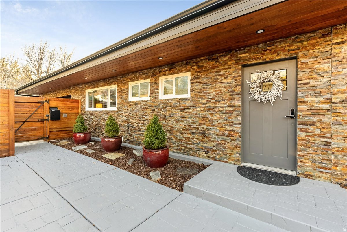 MT OLYMPUS HILLS - Residential