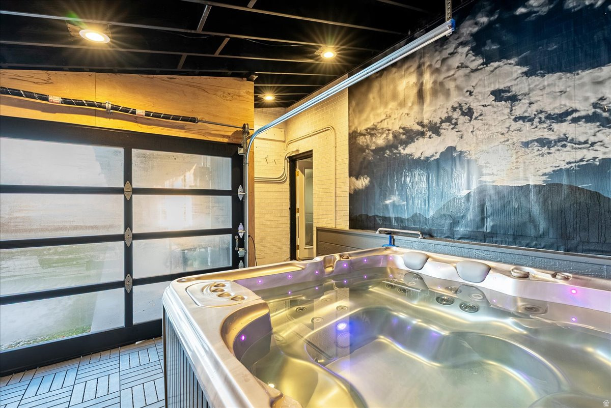 MT OLYMPUS HILLS - Residential