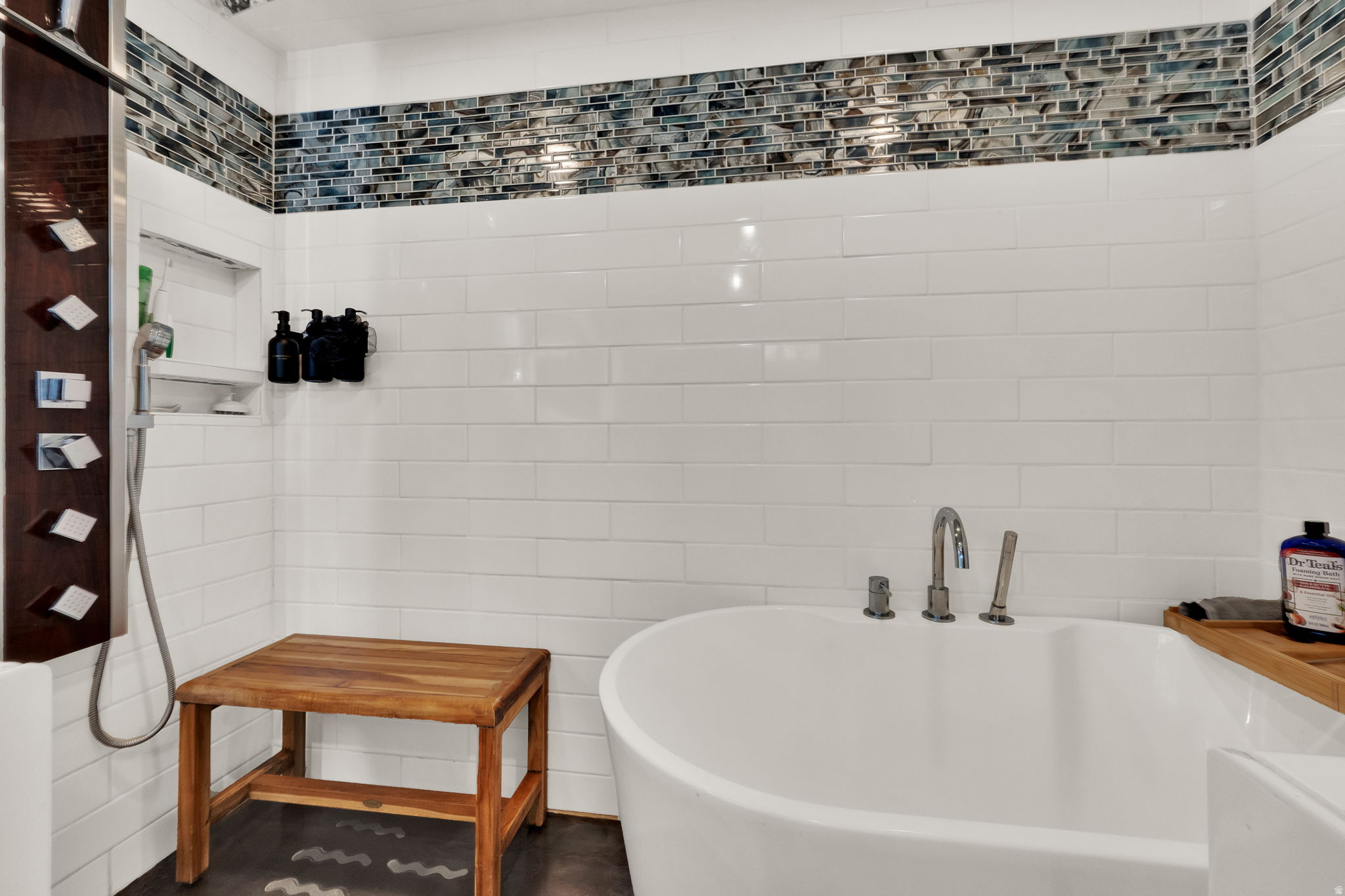 MT OLYMPUS HILLS - Residential