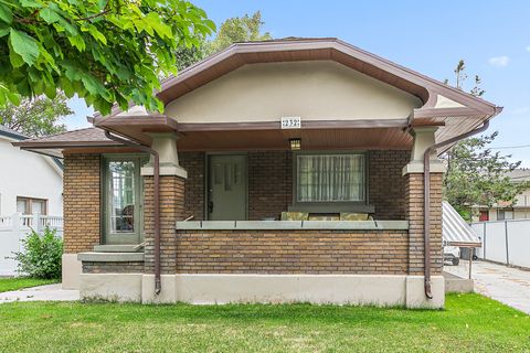 Photo of 232 E 300 N, Provo, UT 84606 (MLS # 2138743)