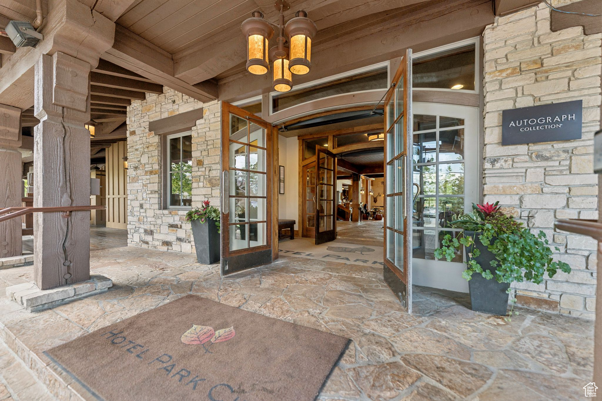 HOTEL PARK CITY - Residential