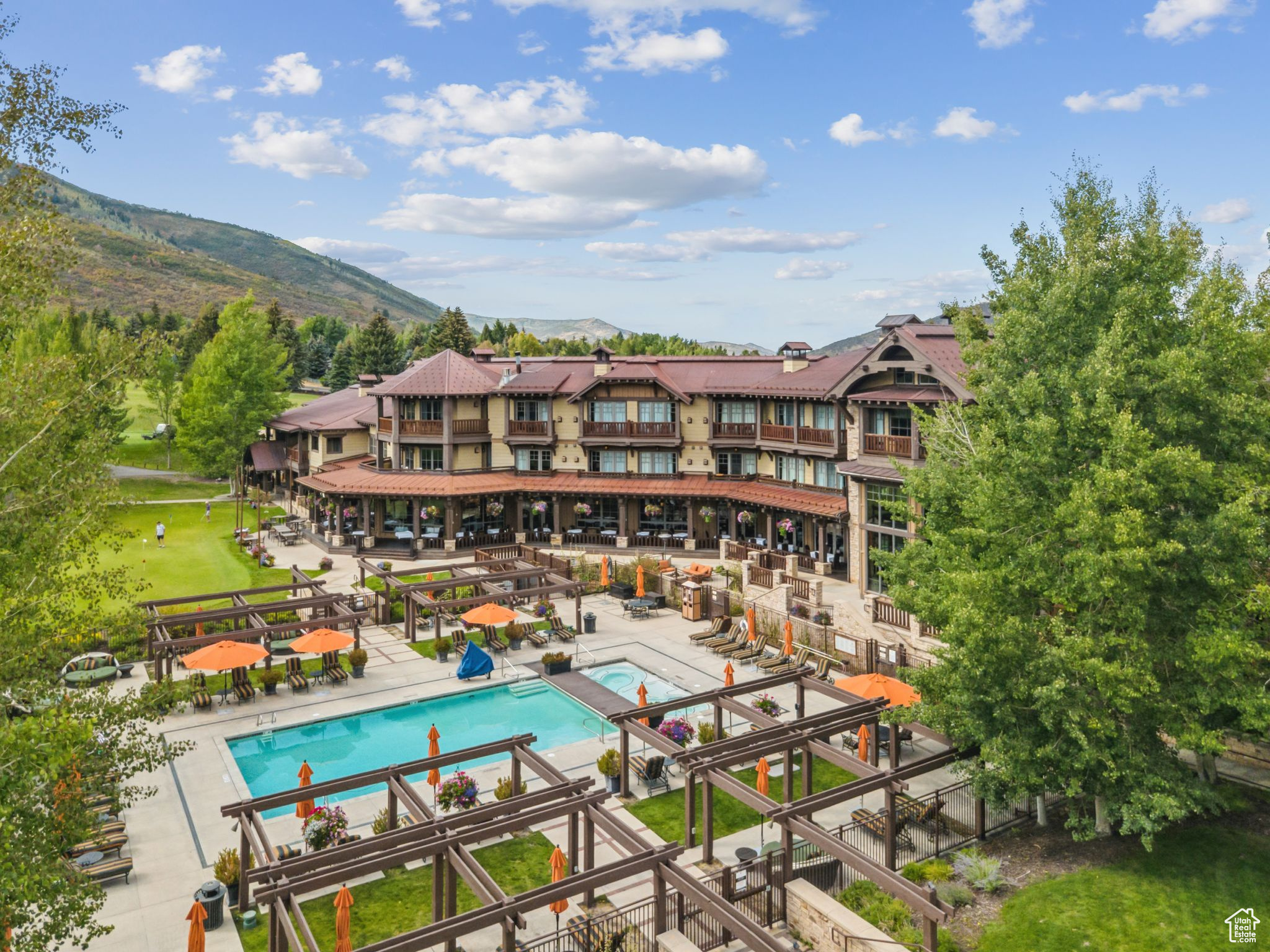 HOTEL PARK CITY - Residential