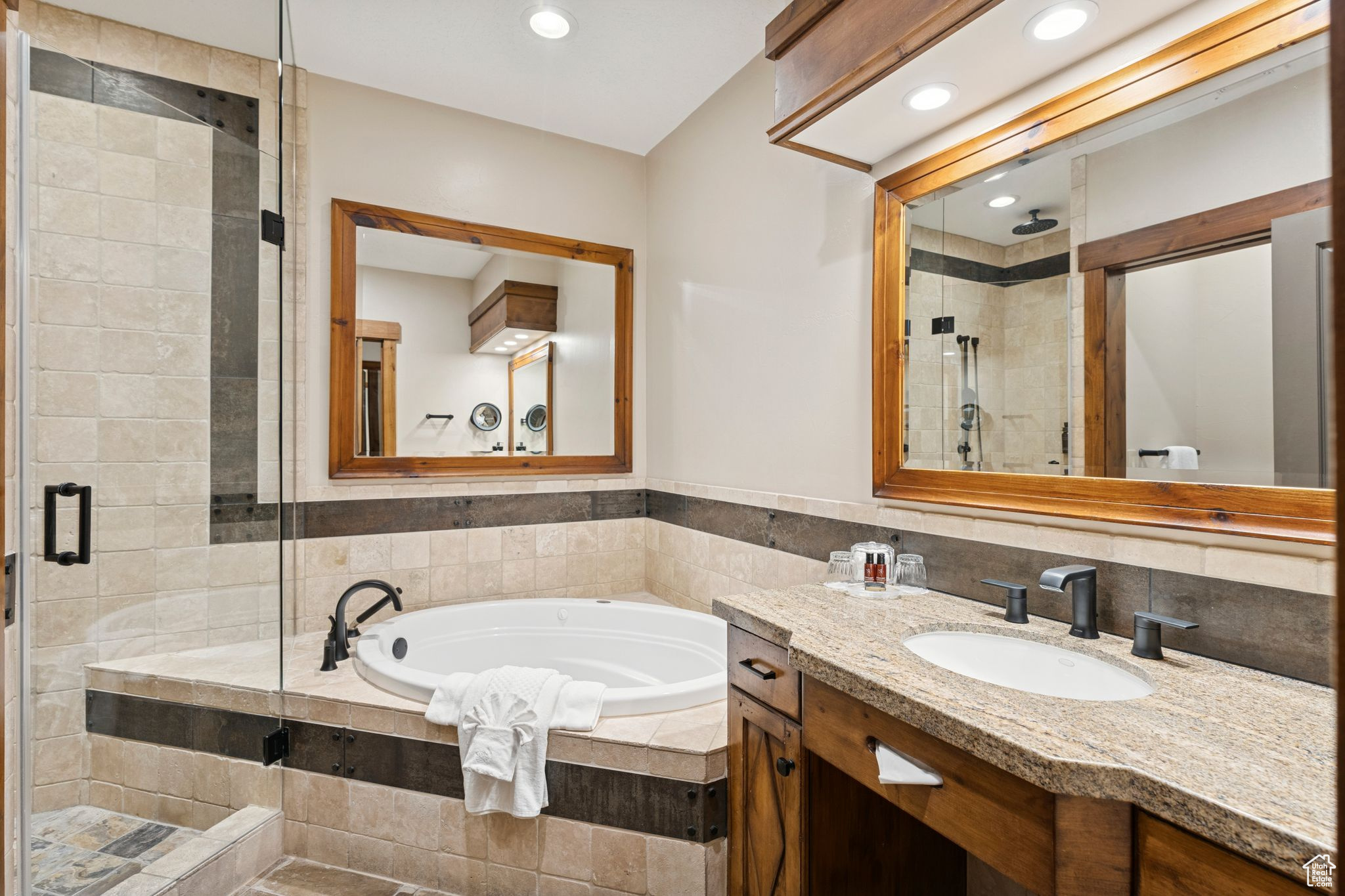 HOTEL PARK CITY - Residential