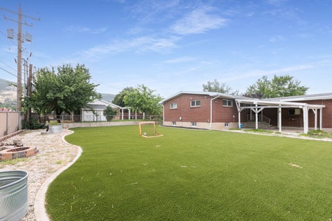 Tiny photo for 173 E 1050 N, Bountiful, UT 84010 (MLS # 2173300)