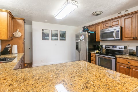 Tiny photo for 173 E 1050 N, Bountiful, UT 84010 (MLS # 2173300)