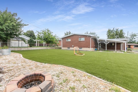 Tiny photo for 173 E 1050 N, Bountiful, UT 84010 (MLS # 2173300)