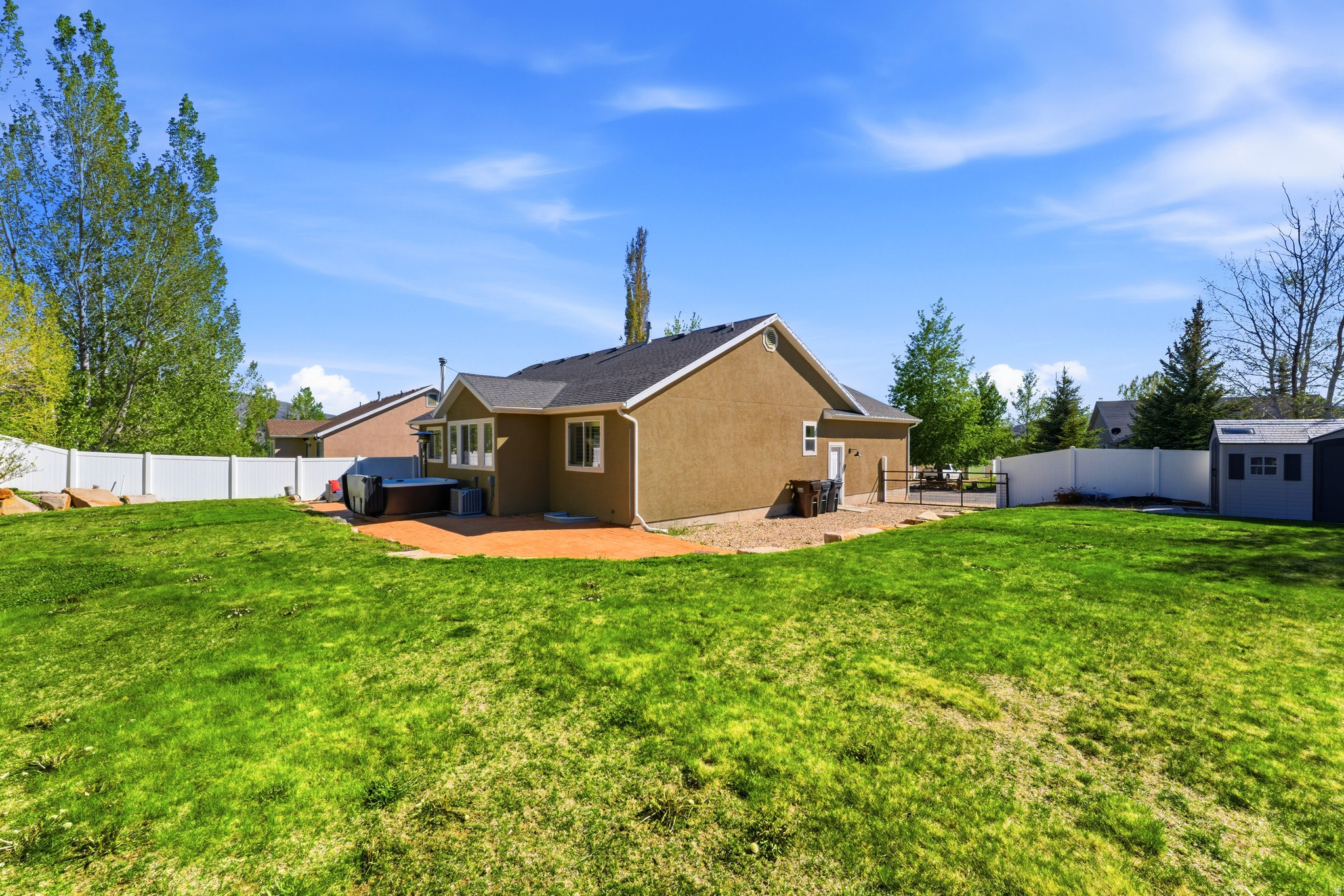 NORTH BENCH FARMS - Residential