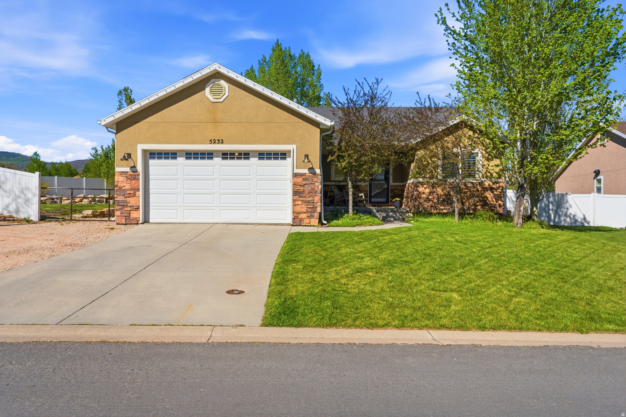 NORTH BENCH FARMS - Residential