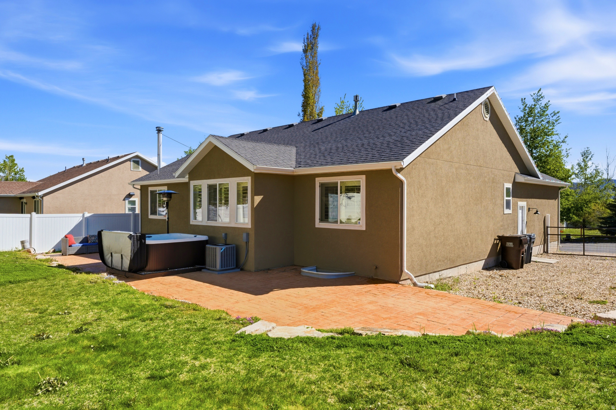 NORTH BENCH FARMS - Residential