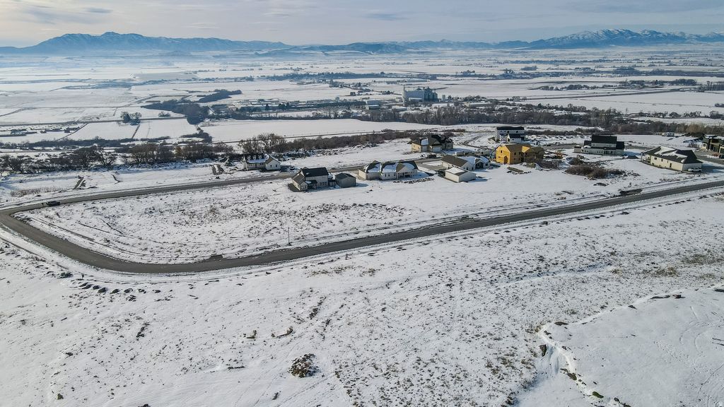 Photo of 675 CHERRY RIDGE LN #46, Richmond, UT 84333 (MLS # 2140072)