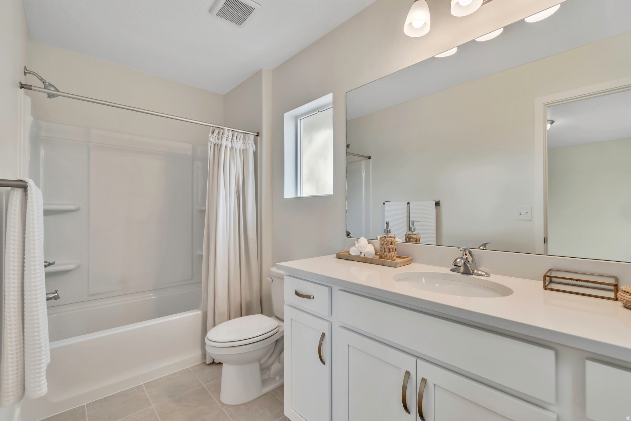 HARMONY PLACE - Residential