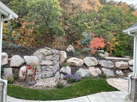 Tiny photo for 2273 E 8300 S, South Weber, UT 84405 (MLS # 2150711)