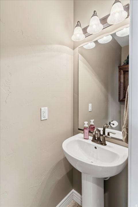 Tiny photo for 2273 E 8300 S, South Weber, UT 84405 (MLS # 2150711)