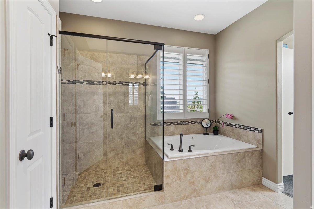 SILVERLEAF ESTATES - Residential