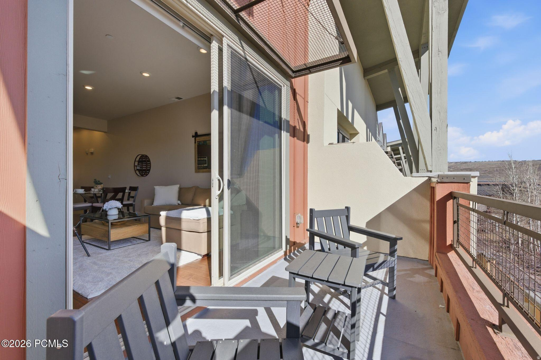 NEWPARK TERRACE - Residential