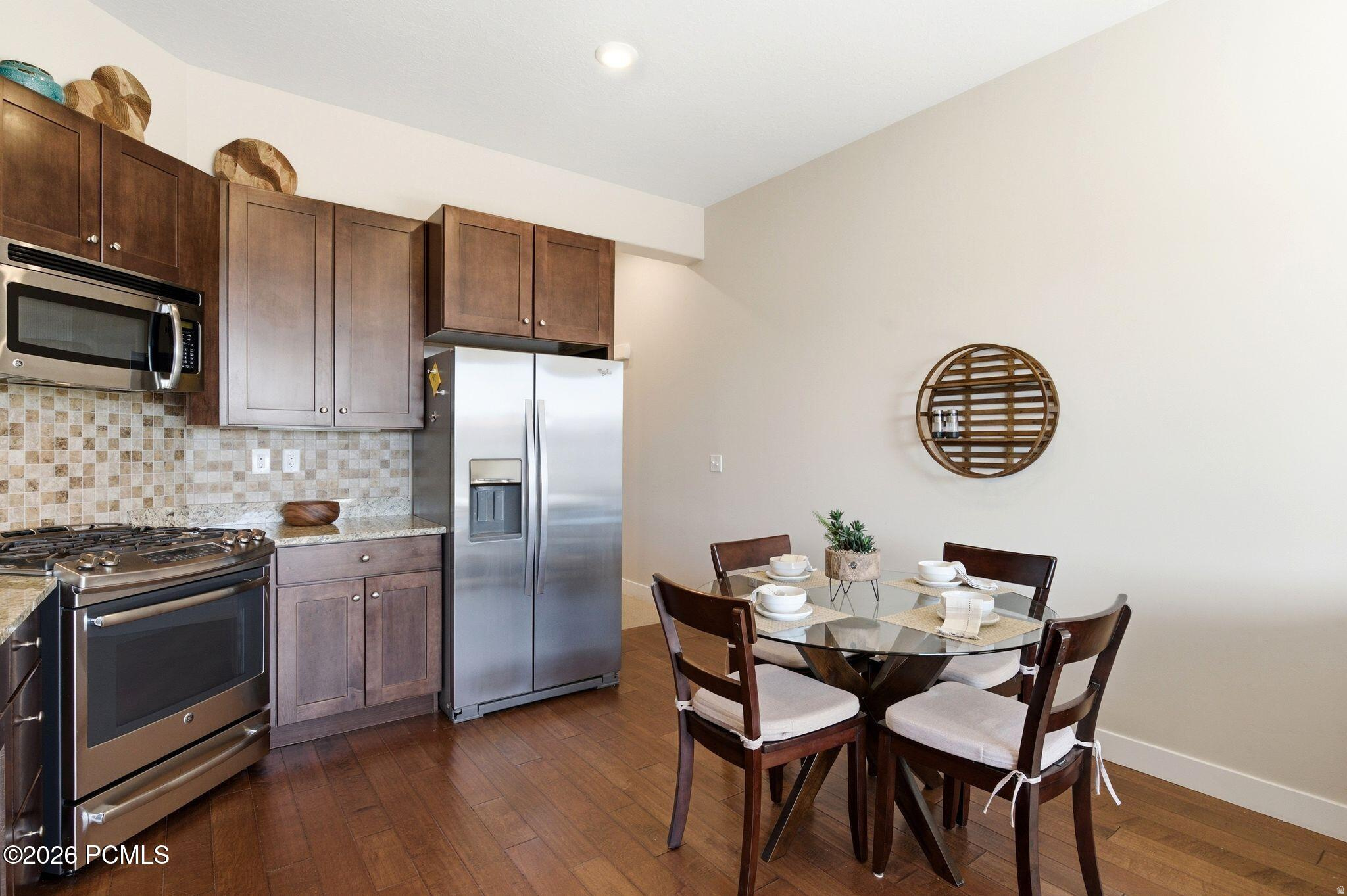 NEWPARK TERRACE - Residential