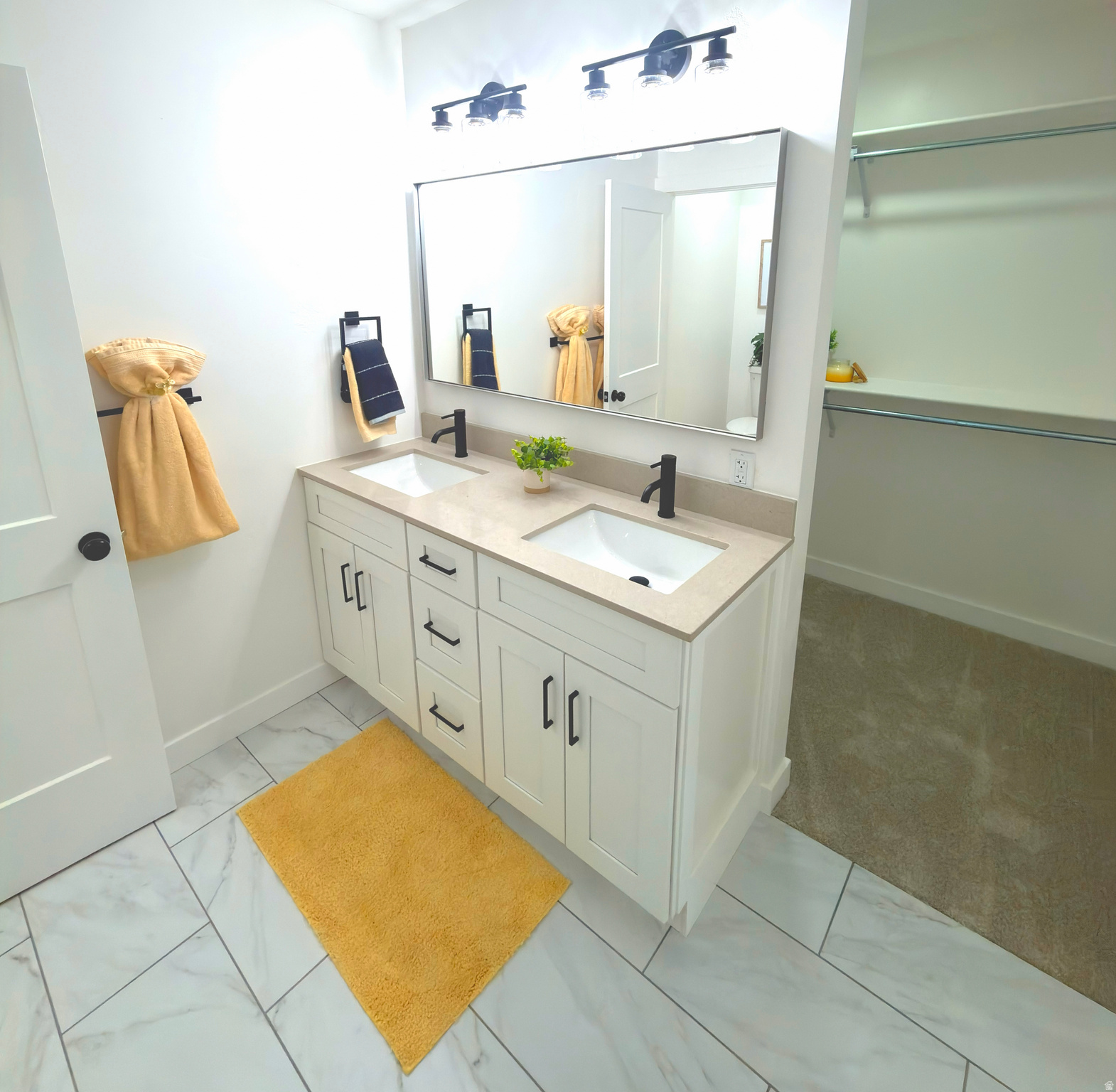 BLACKHAWK ESTATES - Residential