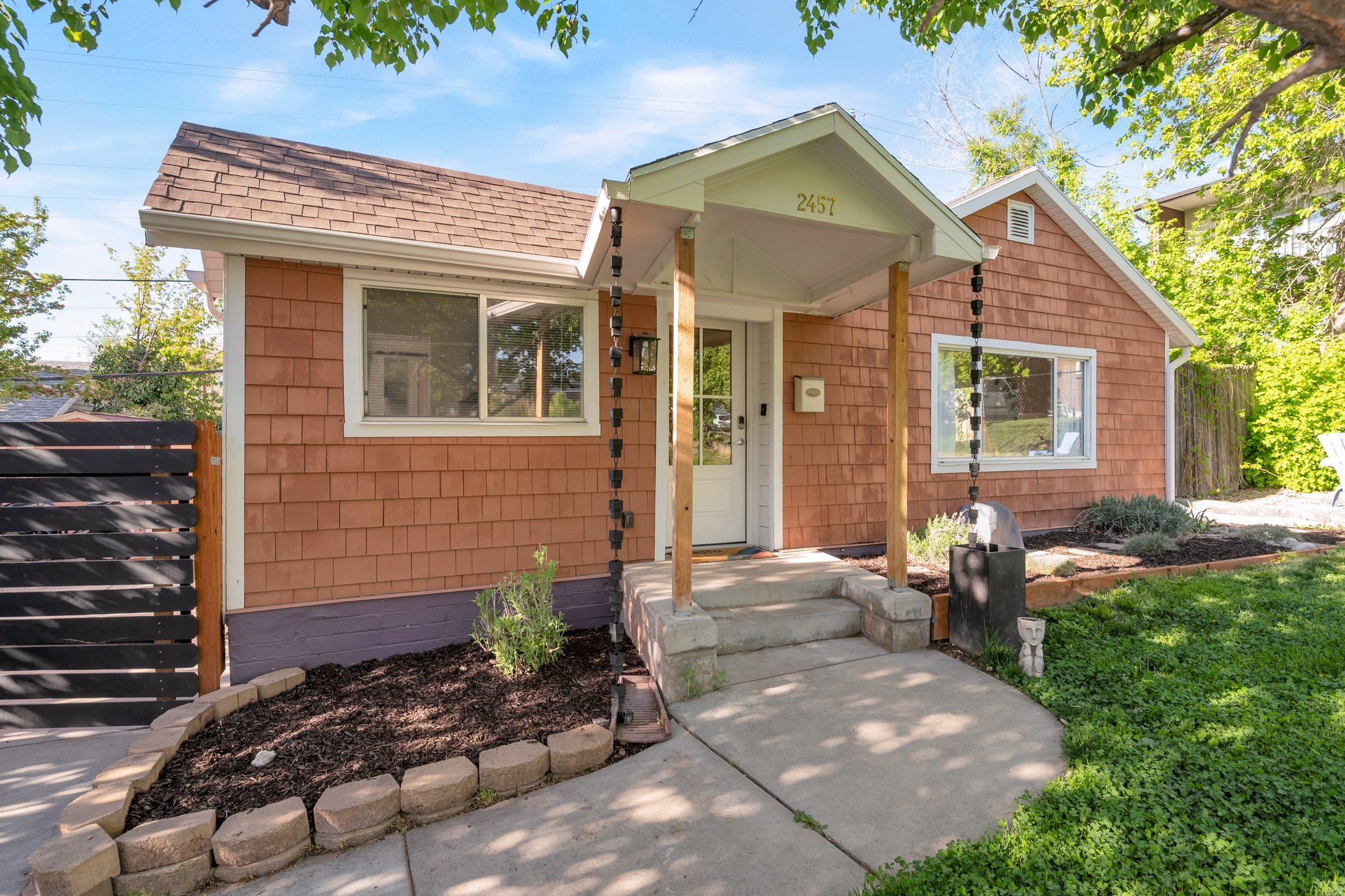 LAURELHURST - Residential