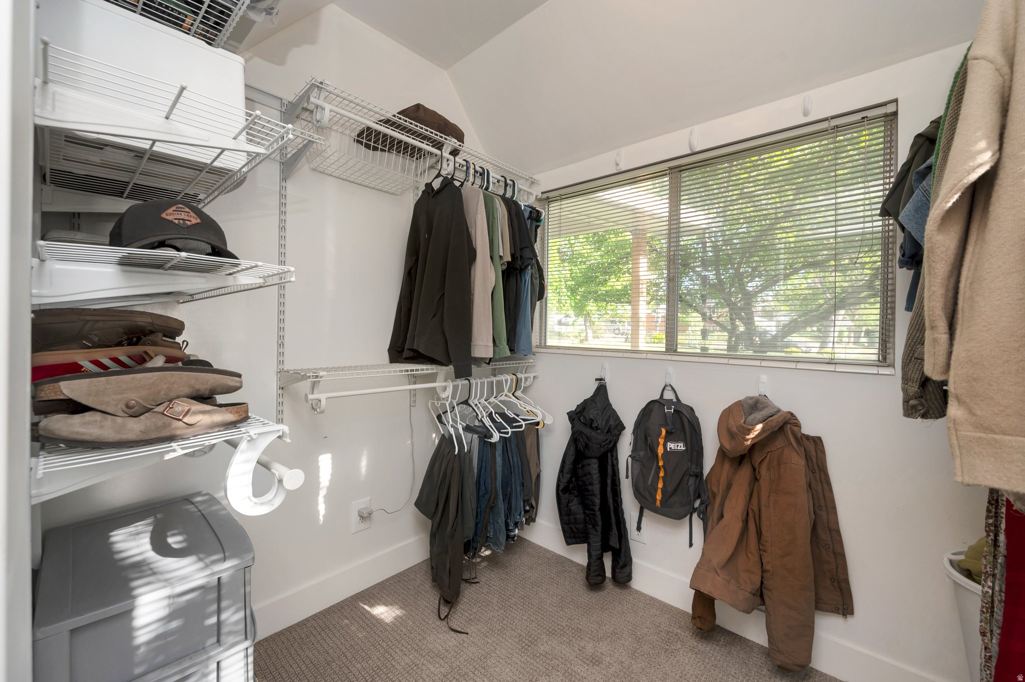 LAURELHURST - Residential