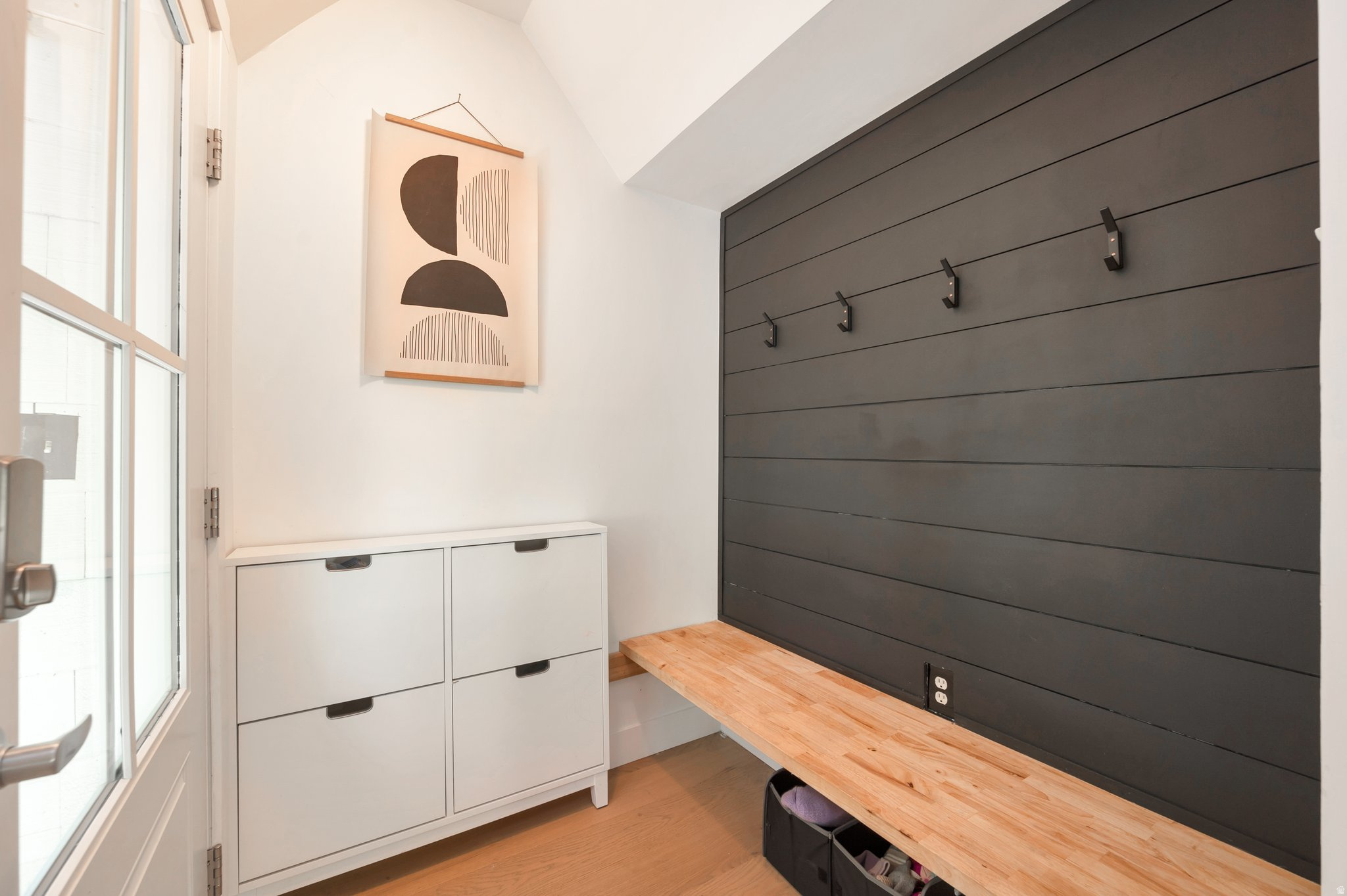 LAURELHURST - Residential