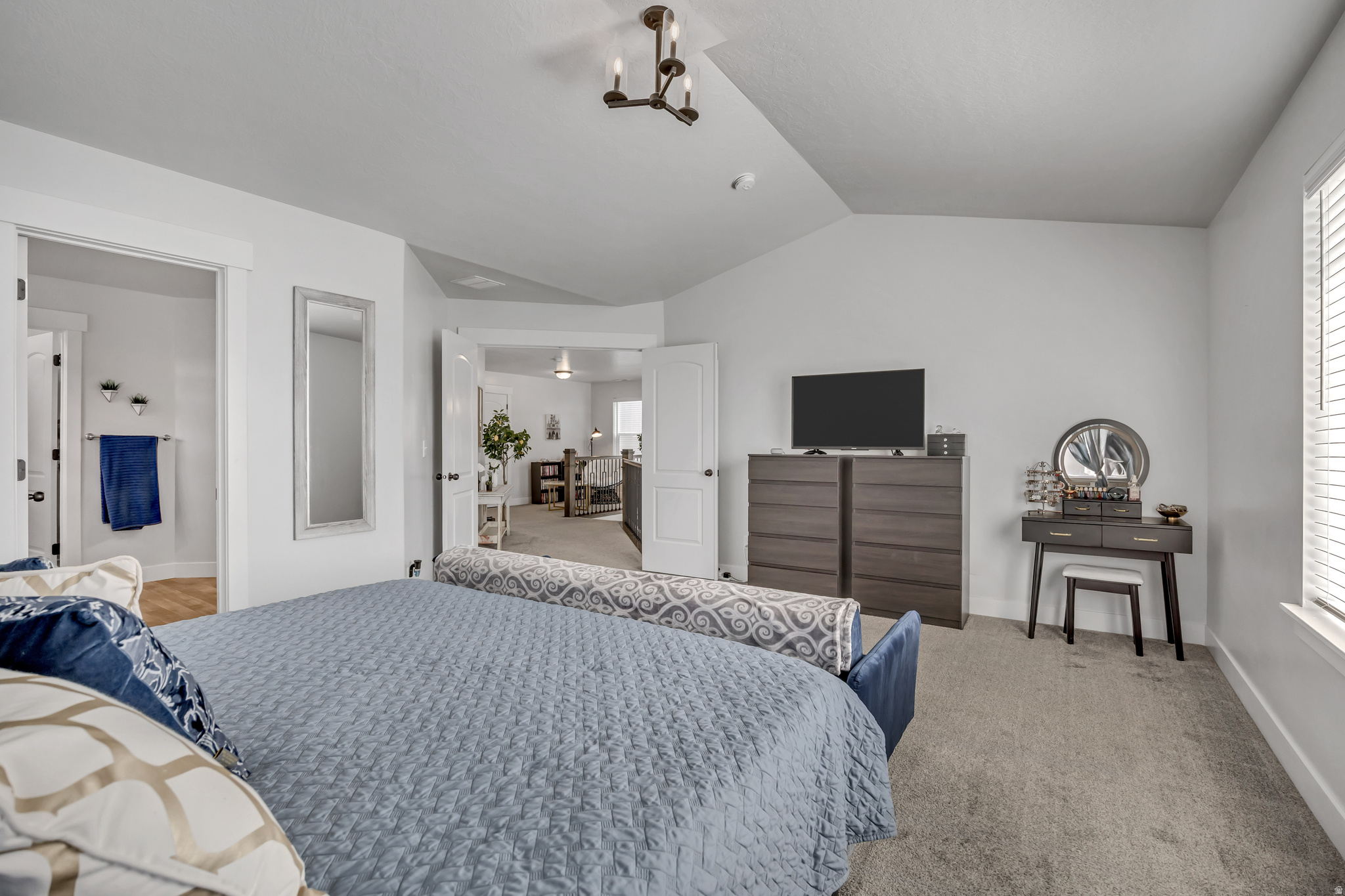 MOUNT SARATOGA - Residential