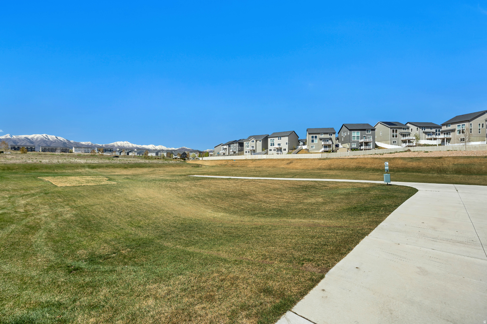 MOUNT SARATOGA - Residential