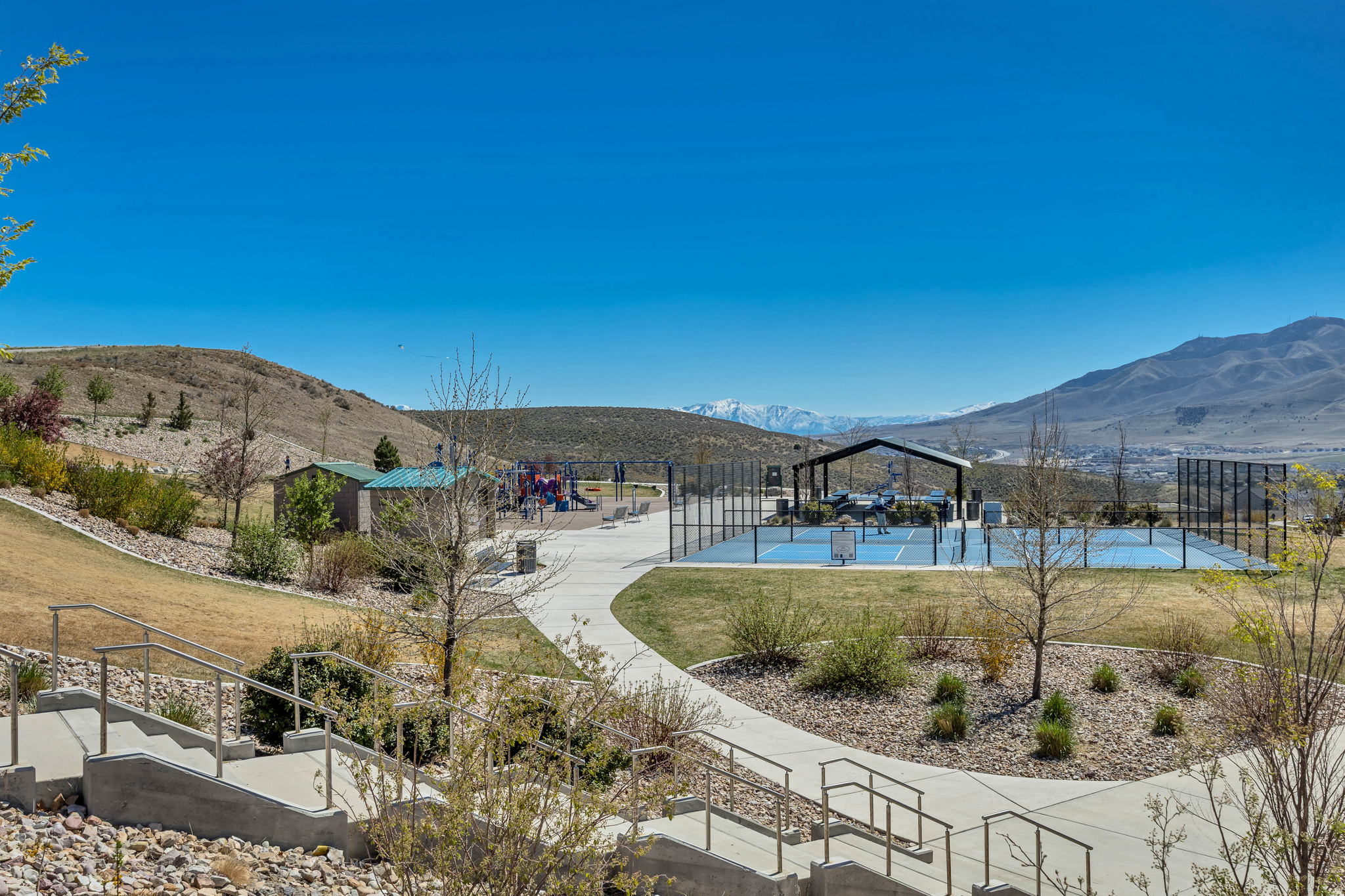 MOUNT SARATOGA - Residential