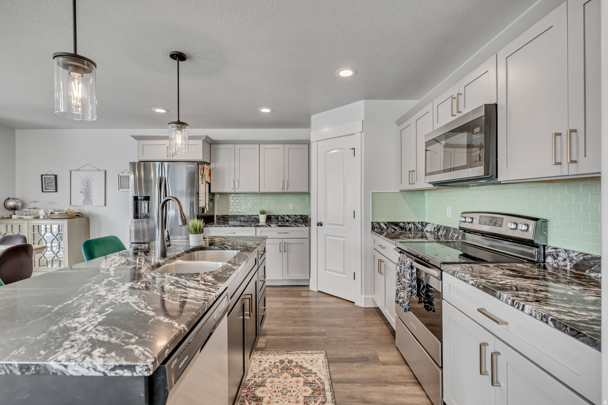 MOUNT SARATOGA - Residential