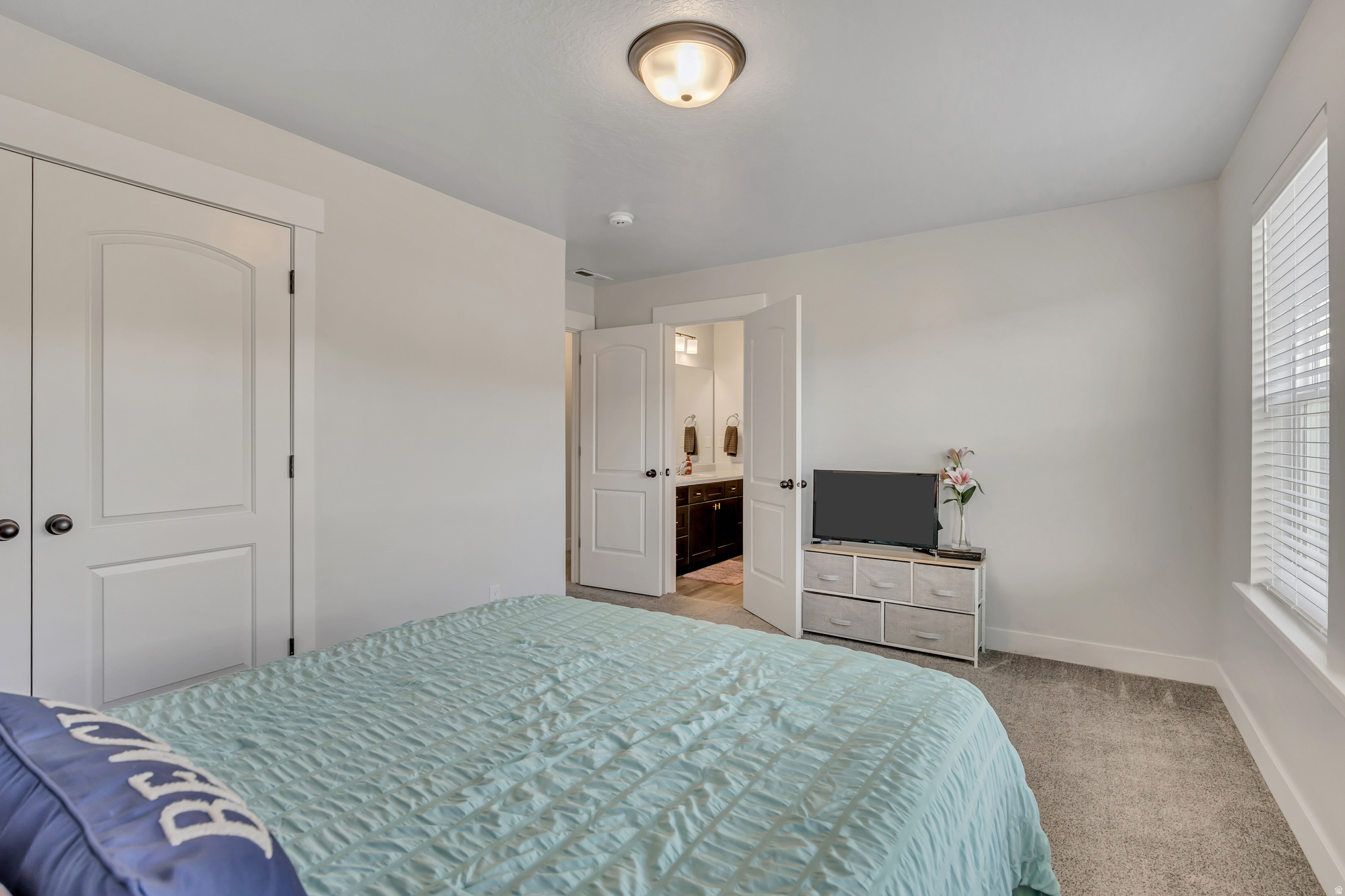 MOUNT SARATOGA - Residential