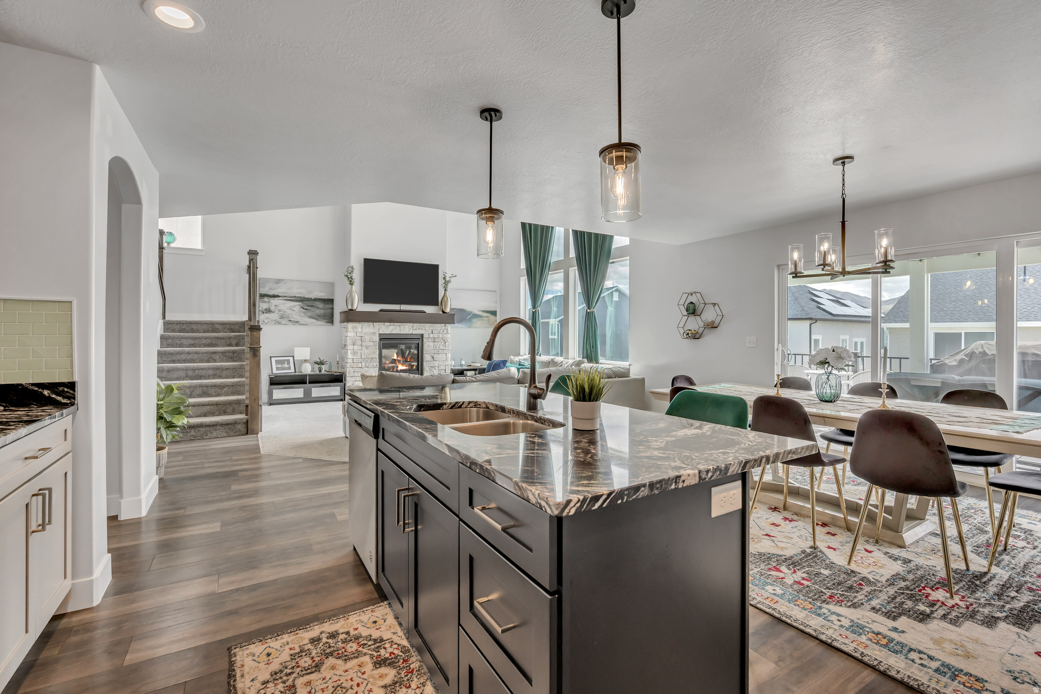 MOUNT SARATOGA - Residential