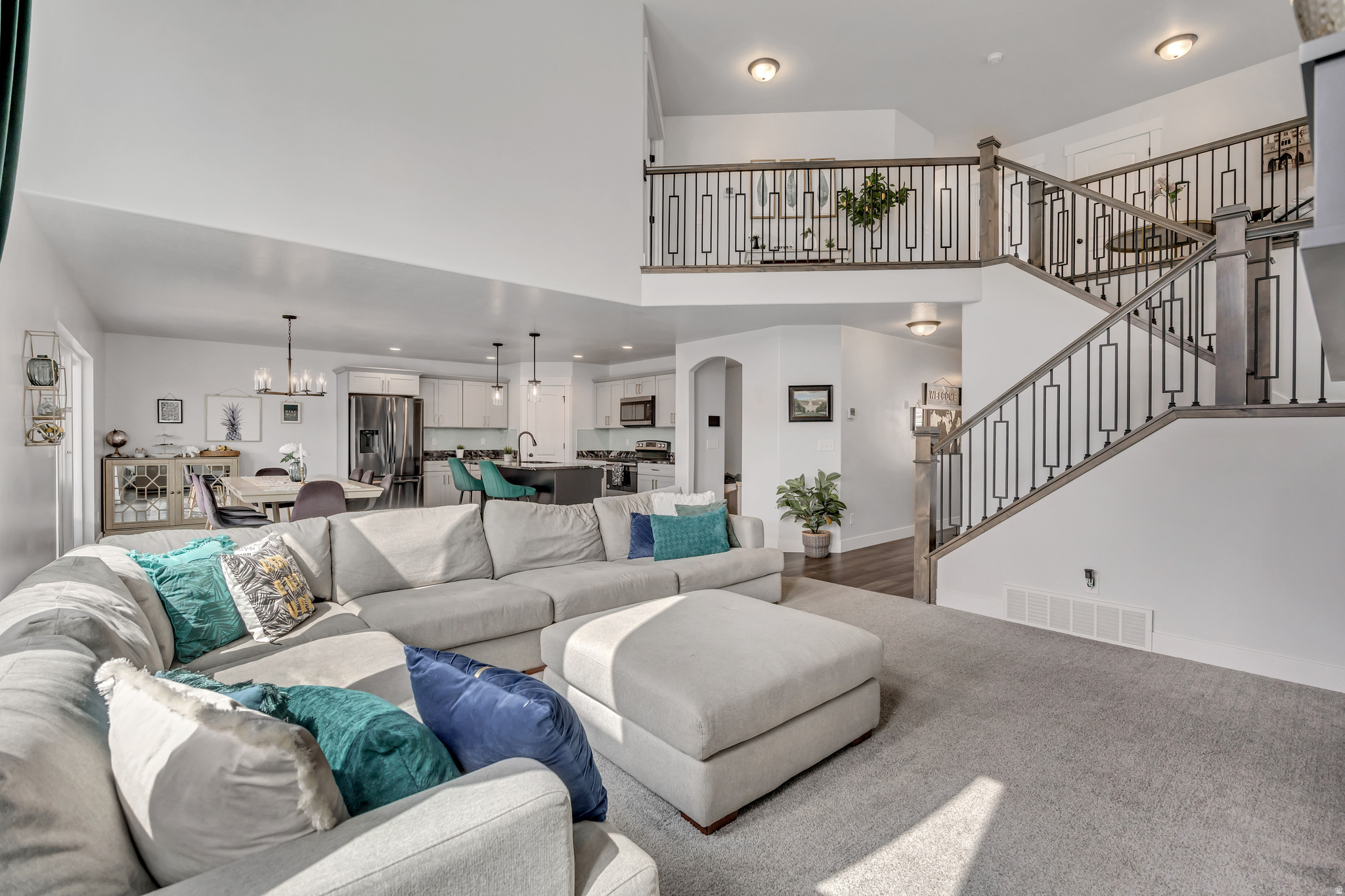 MOUNT SARATOGA - Residential