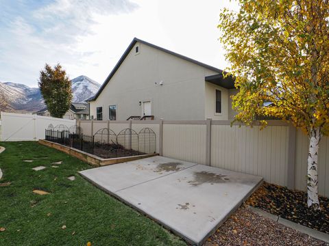 Tiny photo for 85 N 900 E, Salem, UT 84653 (MLS # 2147169)