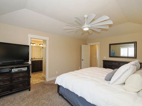 Tiny photo for 85 N 900 E, Salem, UT 84653 (MLS # 2147169)