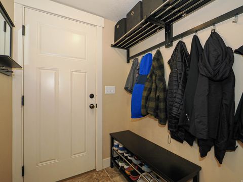 Tiny photo for 85 N 900 E, Salem, UT 84653 (MLS # 2147169)