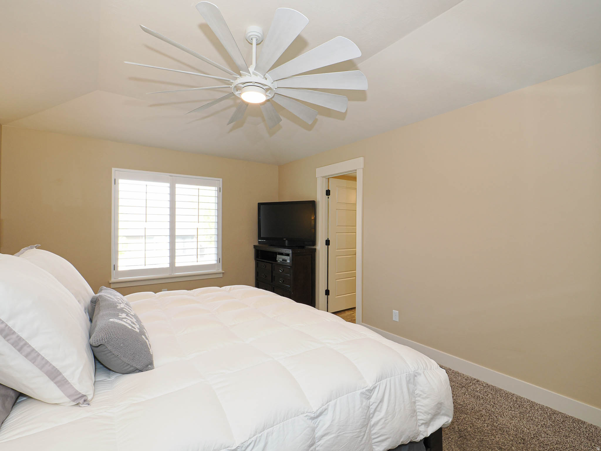 SALEM HEIGHTS - Residential