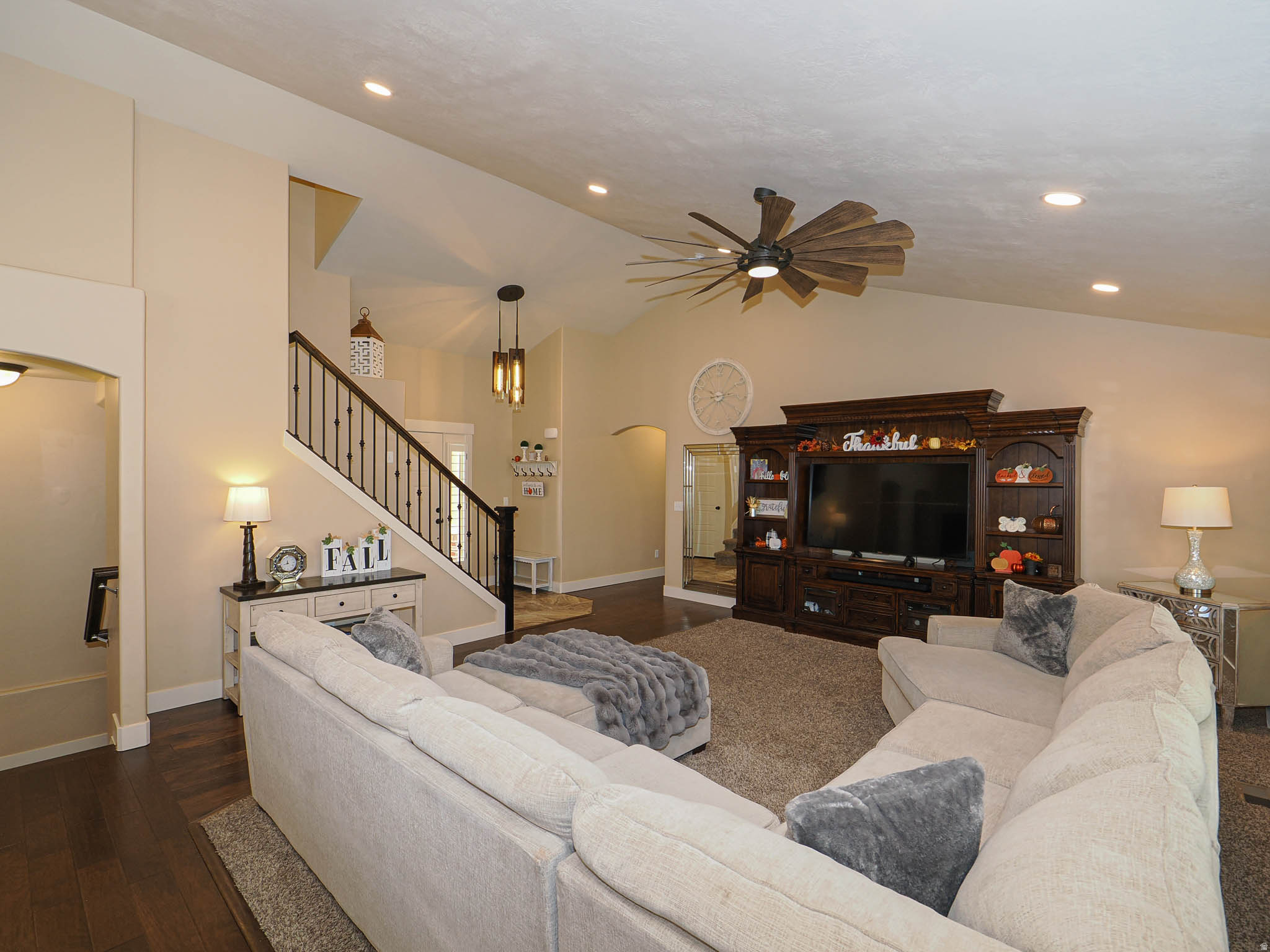 SALEM HEIGHTS - Residential