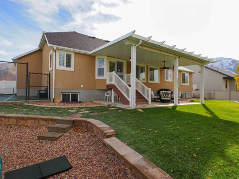 Tiny photo for 85 N 900 E, Salem, UT 84653 (MLS # 2147169)