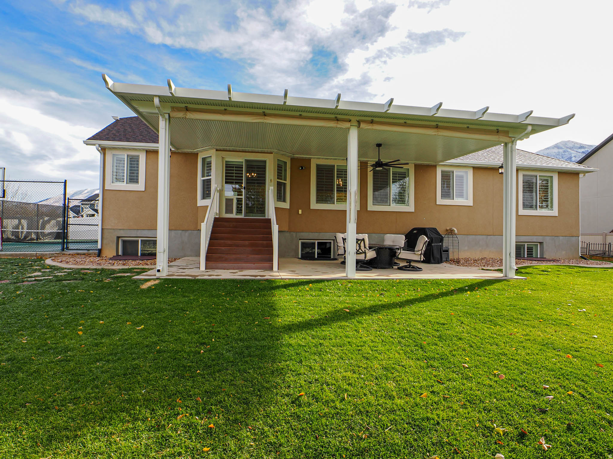 SALEM HEIGHTS - Residential