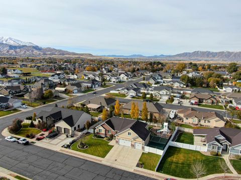 Tiny photo for 85 N 900 E, Salem, UT 84653 (MLS # 2147169)