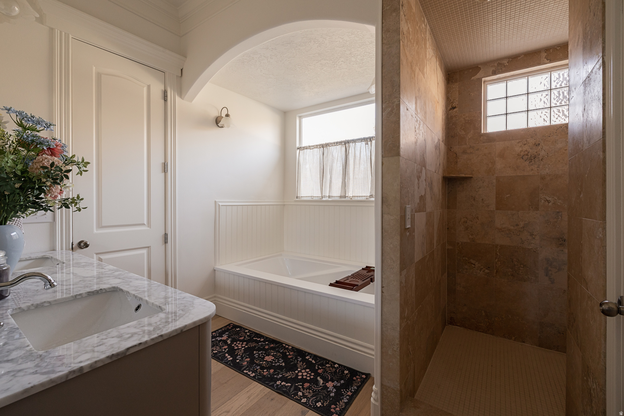 VICTORS LANDING - Residential