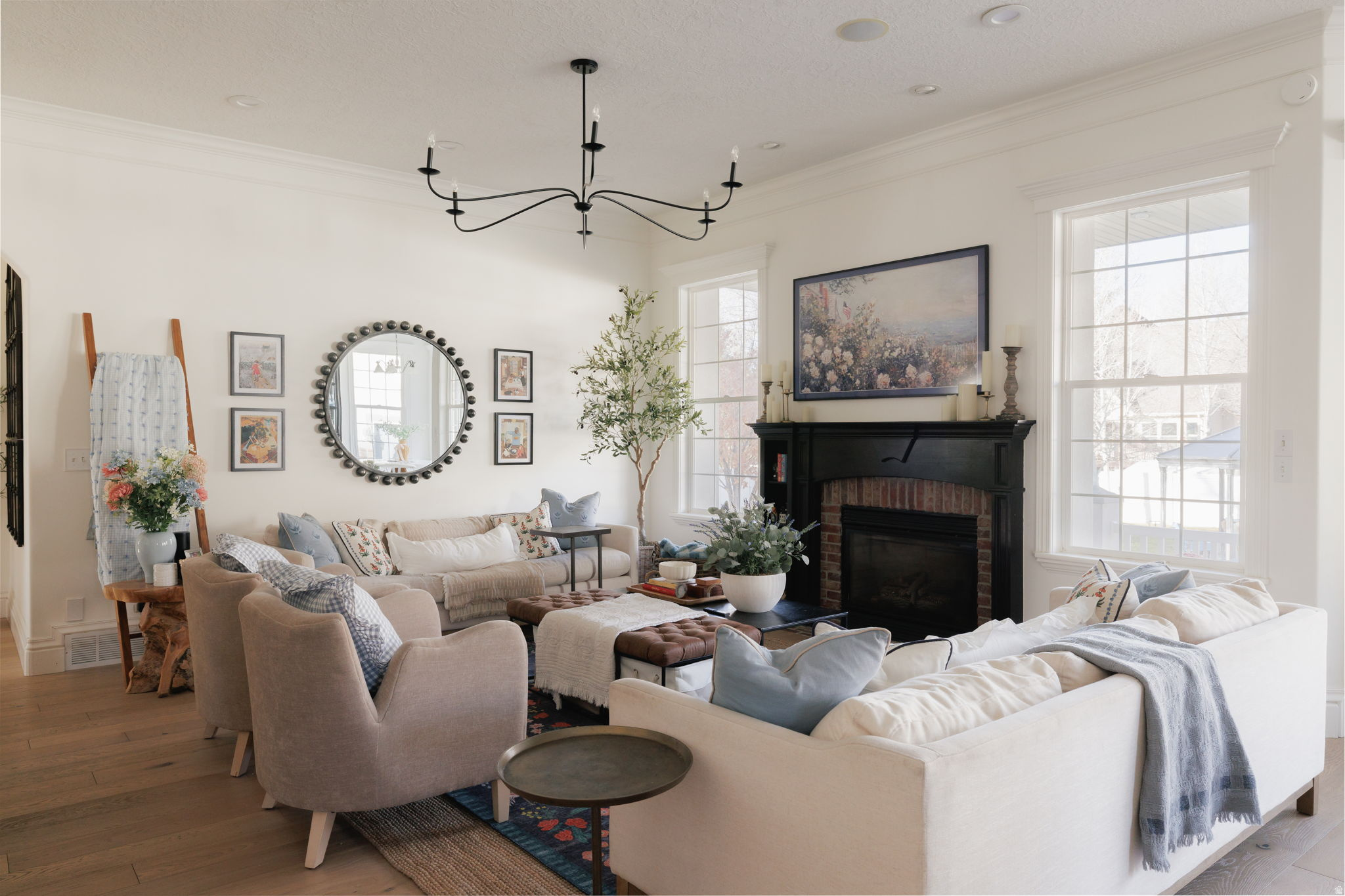 VICTORS LANDING - Residential