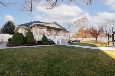 Tiny photo for 4848 W SAMPSON CT, Highland, UT 84003 (MLS # 2127074)