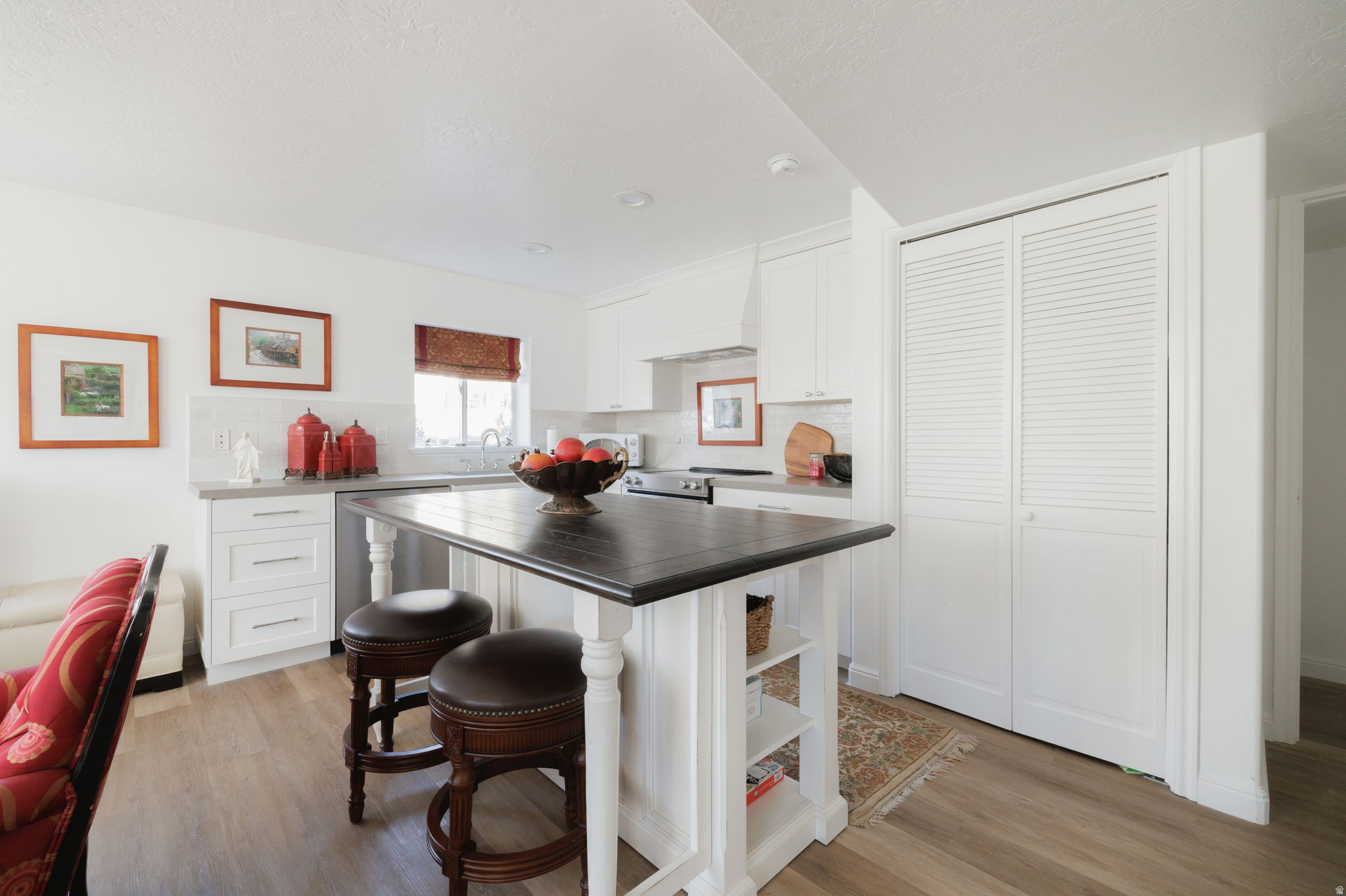 VICTORS LANDING - Residential