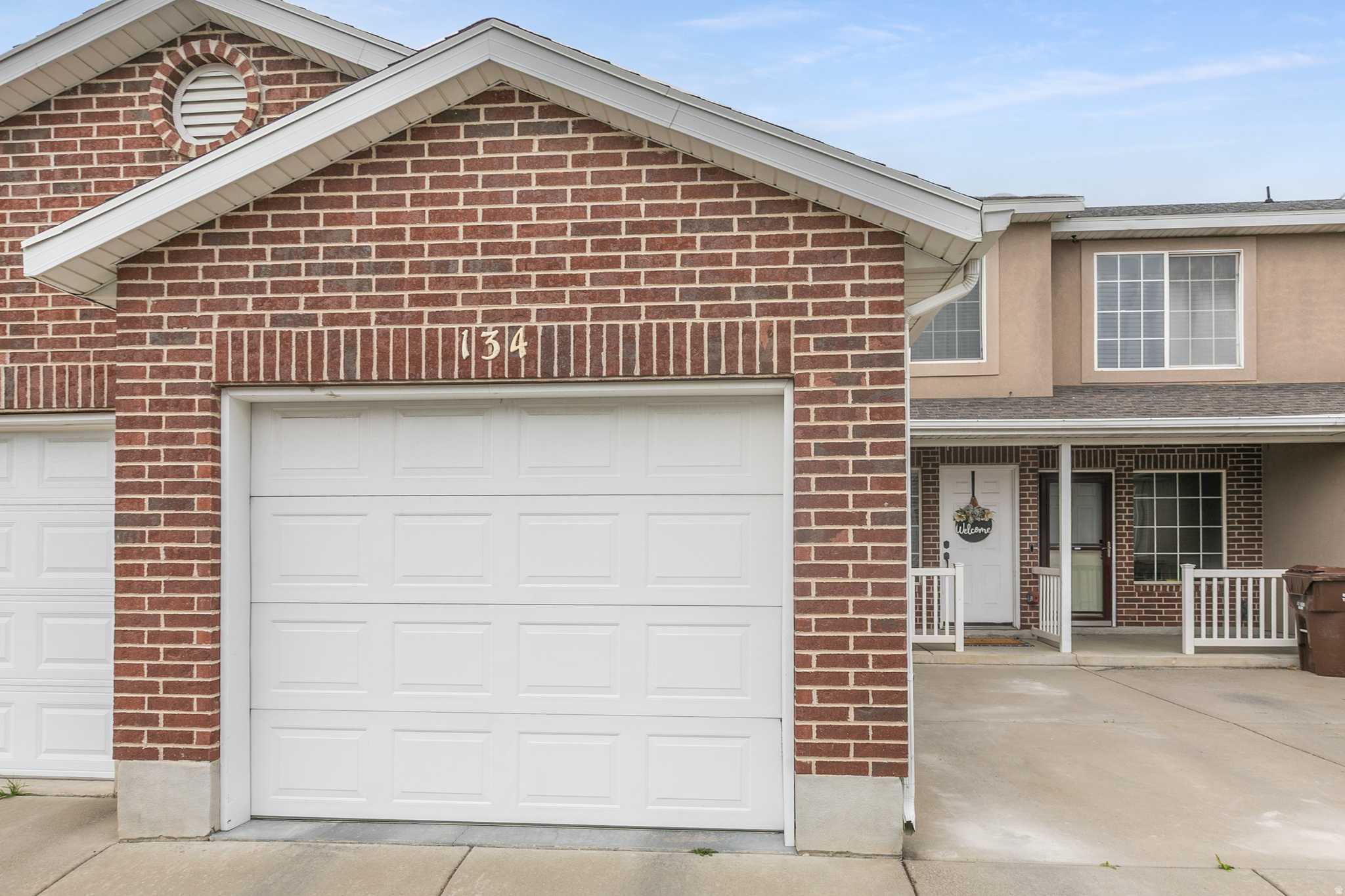 NEW TOWNE SQUARE - Residential