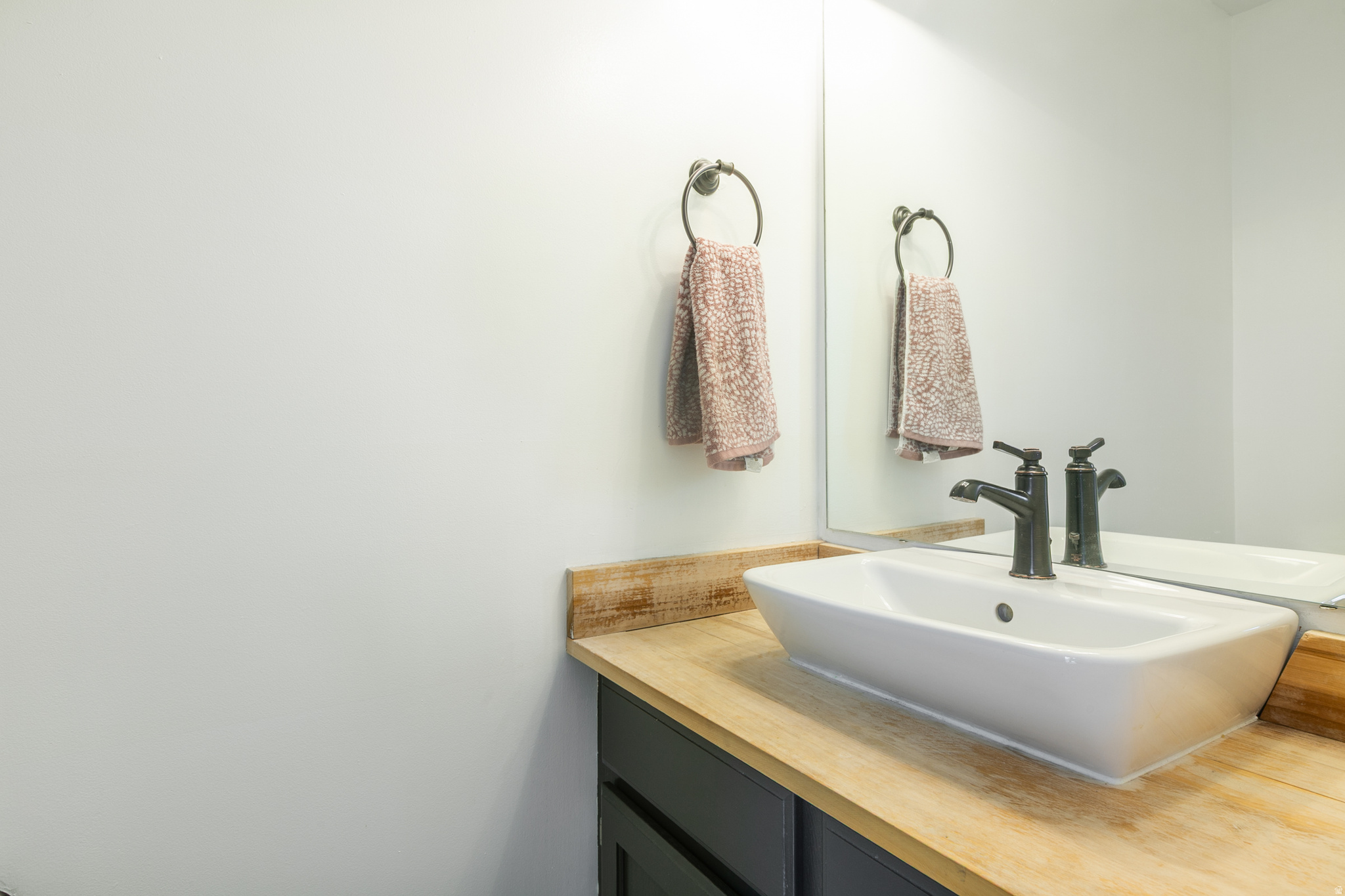 NEW TOWNE SQUARE - Residential