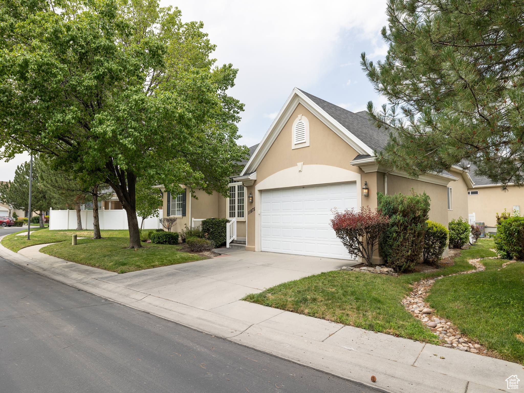 11875 S Cottage Side Way, Draper, Utah image 2