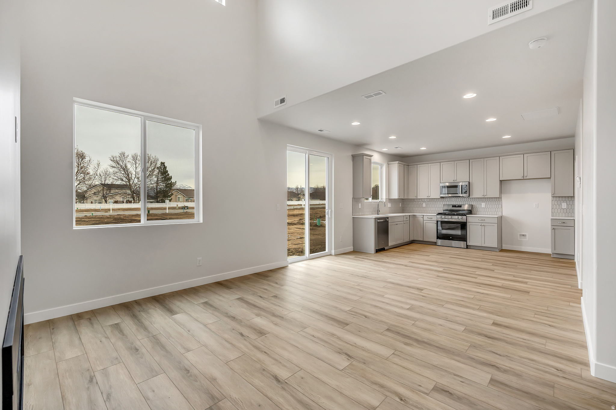 VISTA AT SUMMERFIELD - Residential